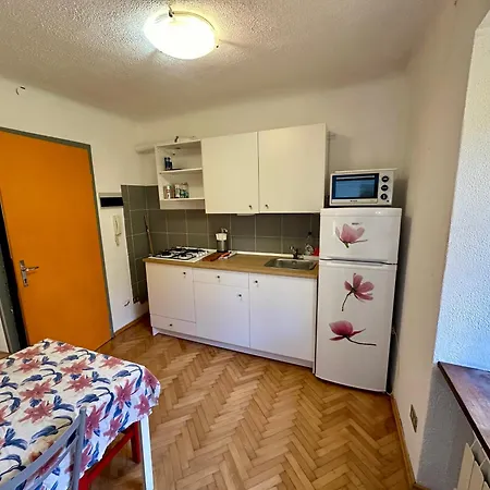 2 Ferienhaus *