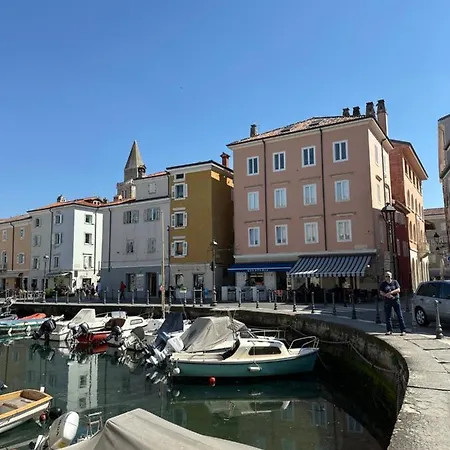 2 Hébergement de vacances Múggia